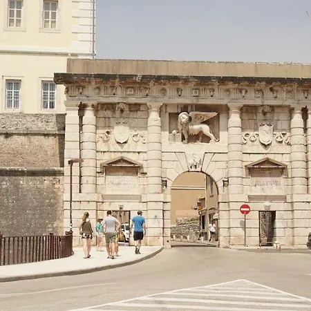 Lägenhet Fjaka Zadar